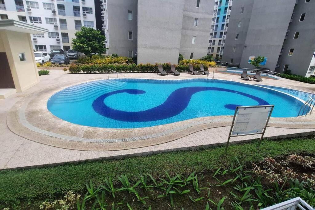 Davao City Condo Living Made Easy Lifestyle Extérieur photo