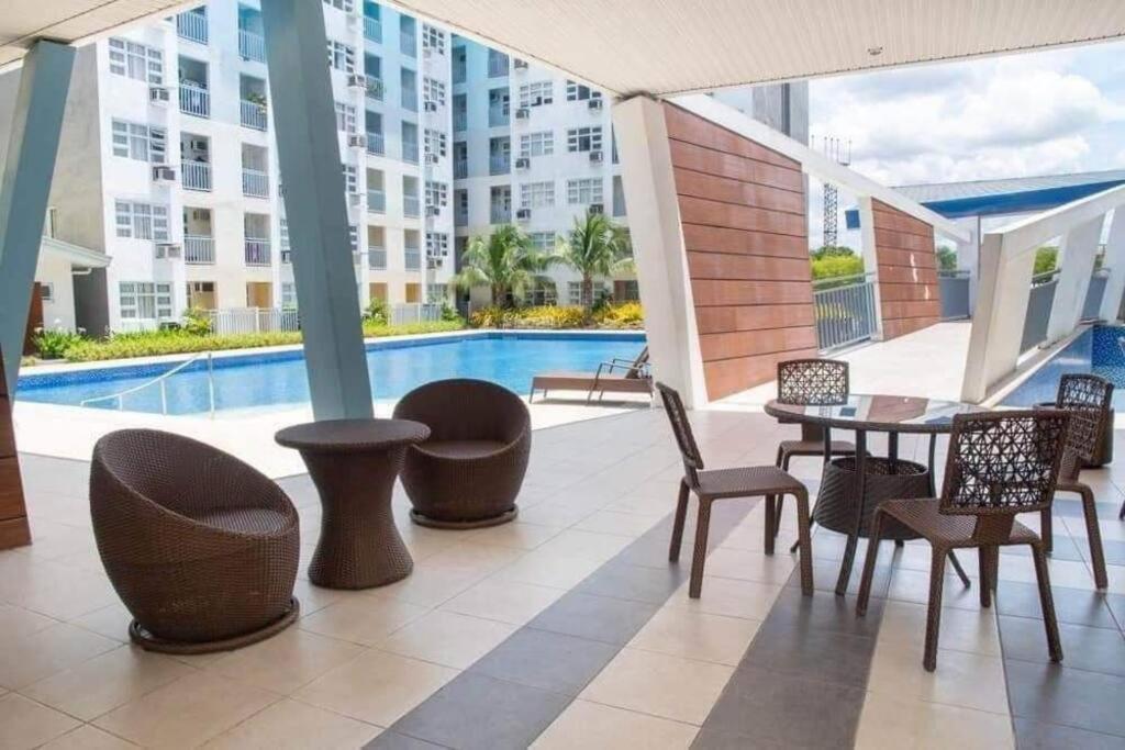Davao City Condo Living Made Easy Lifestyle Extérieur photo